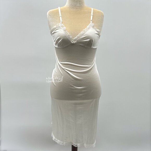 Vintage Leggs Nylon Full Slip Dress w/ Lace Trim & Adjustable Straps Size 34 - Picture 1 of 6